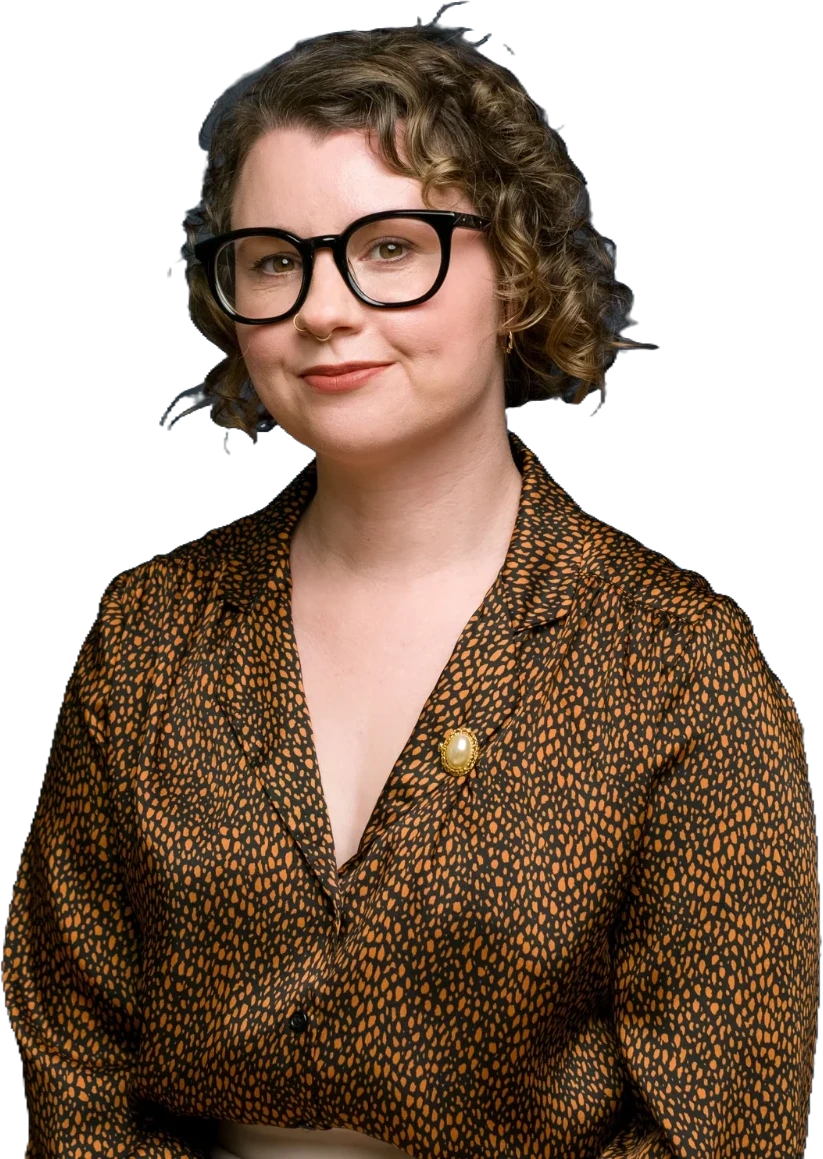 Holly Britton - Holmes Noble